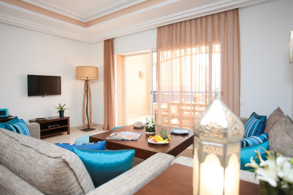 Paradis Plage Surf Yoga Spa Resort 52/83
