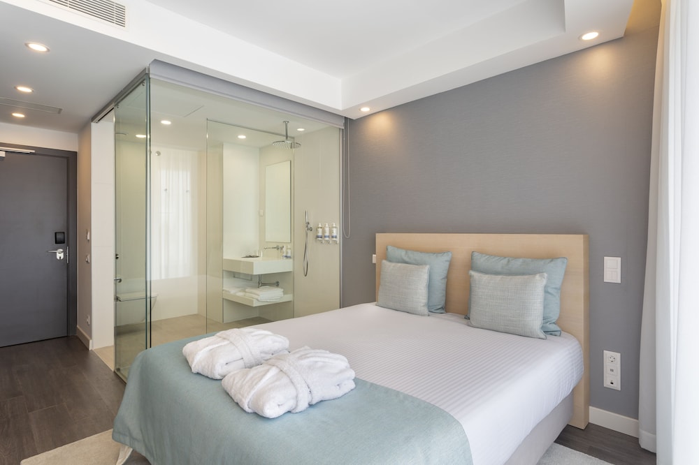 Longevity Health & Wellness Hotel 17/67