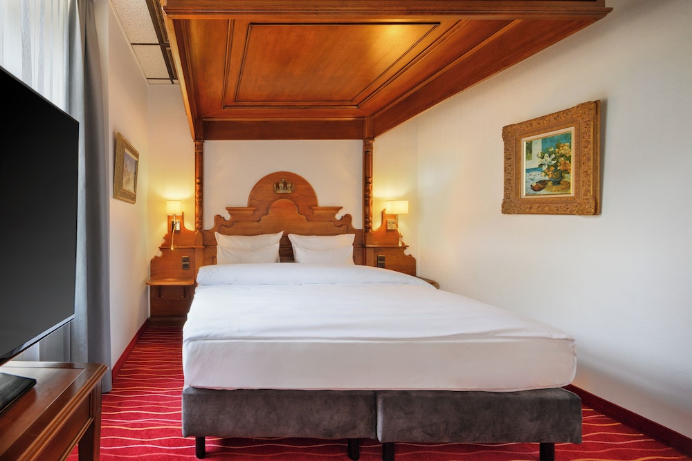 Kings First Class Hotel 38/77