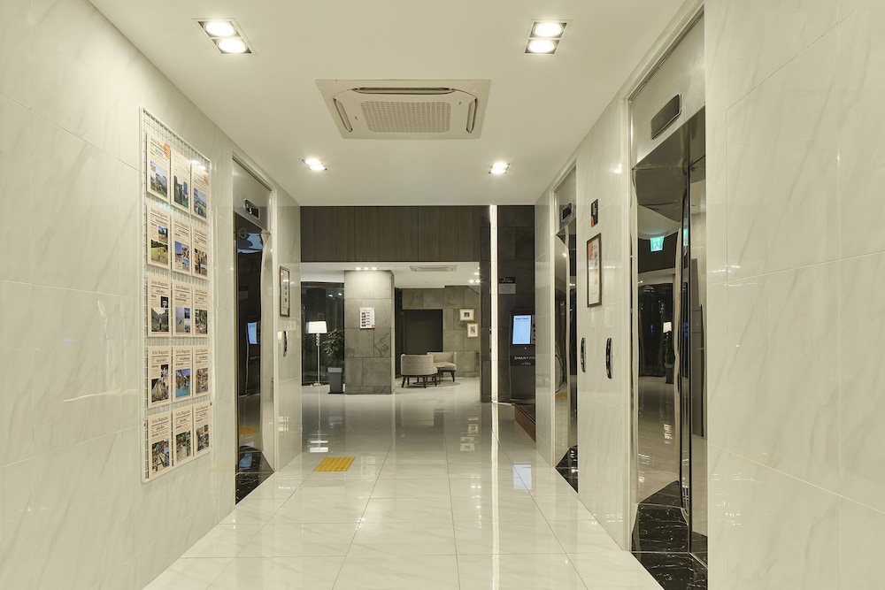 Jeju Grace Hotel 7/34