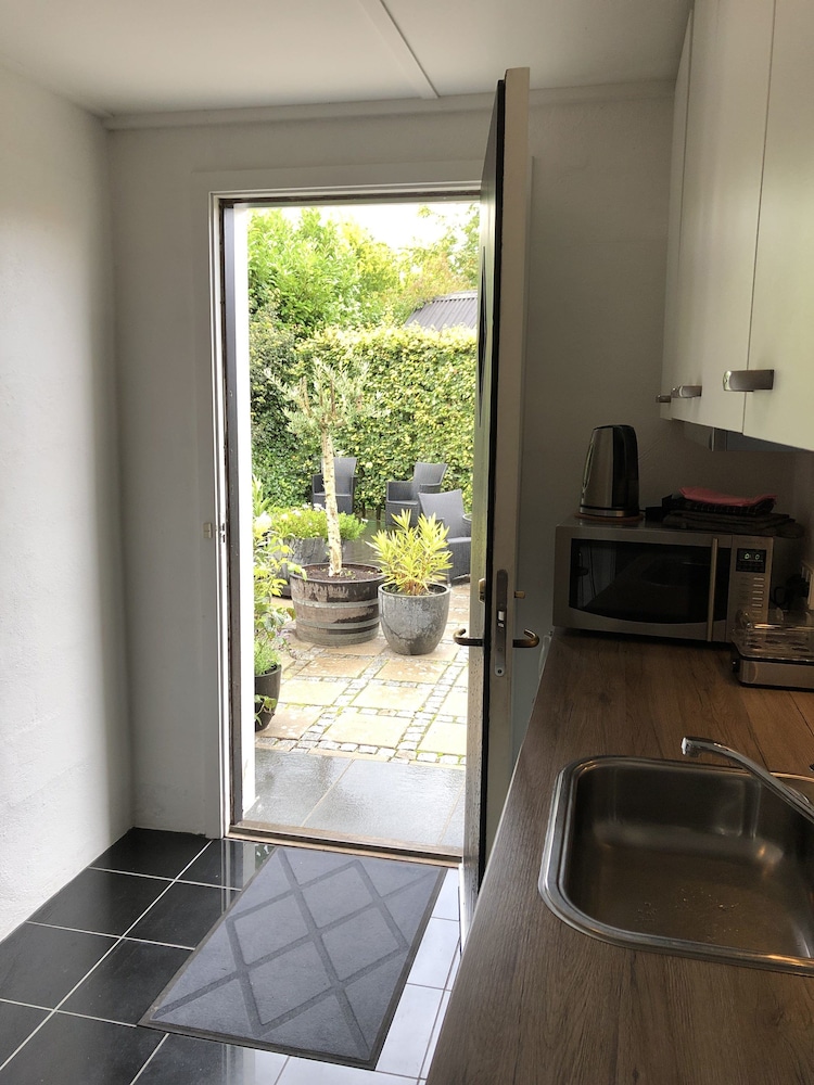 Helts B&amp;B 50/50