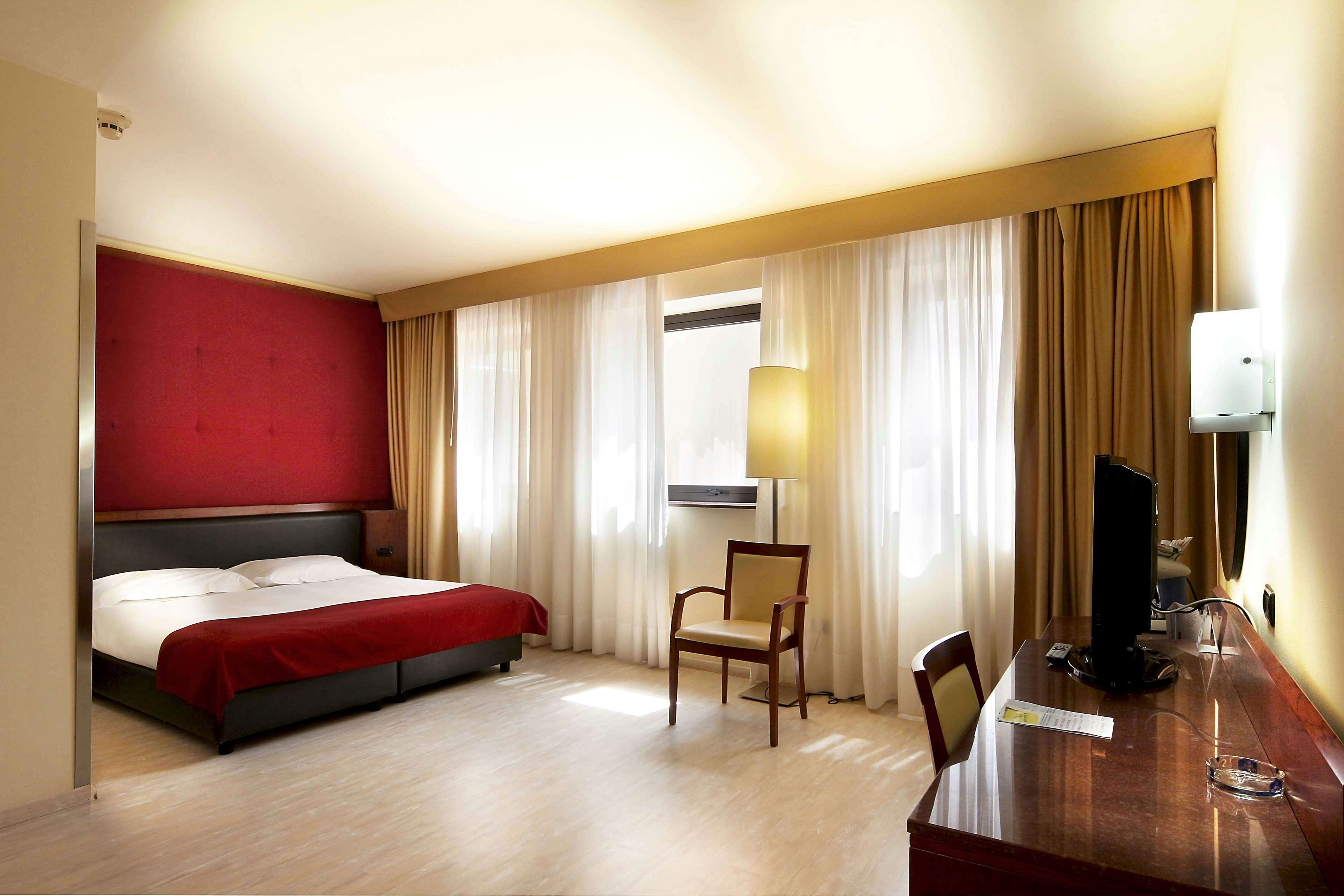 Mediterraneo Palace Hotel 6/27