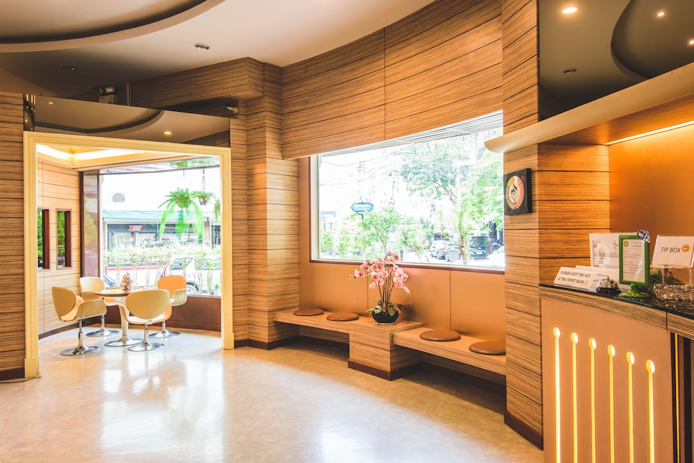 Newsuanmali Hotel 25/41