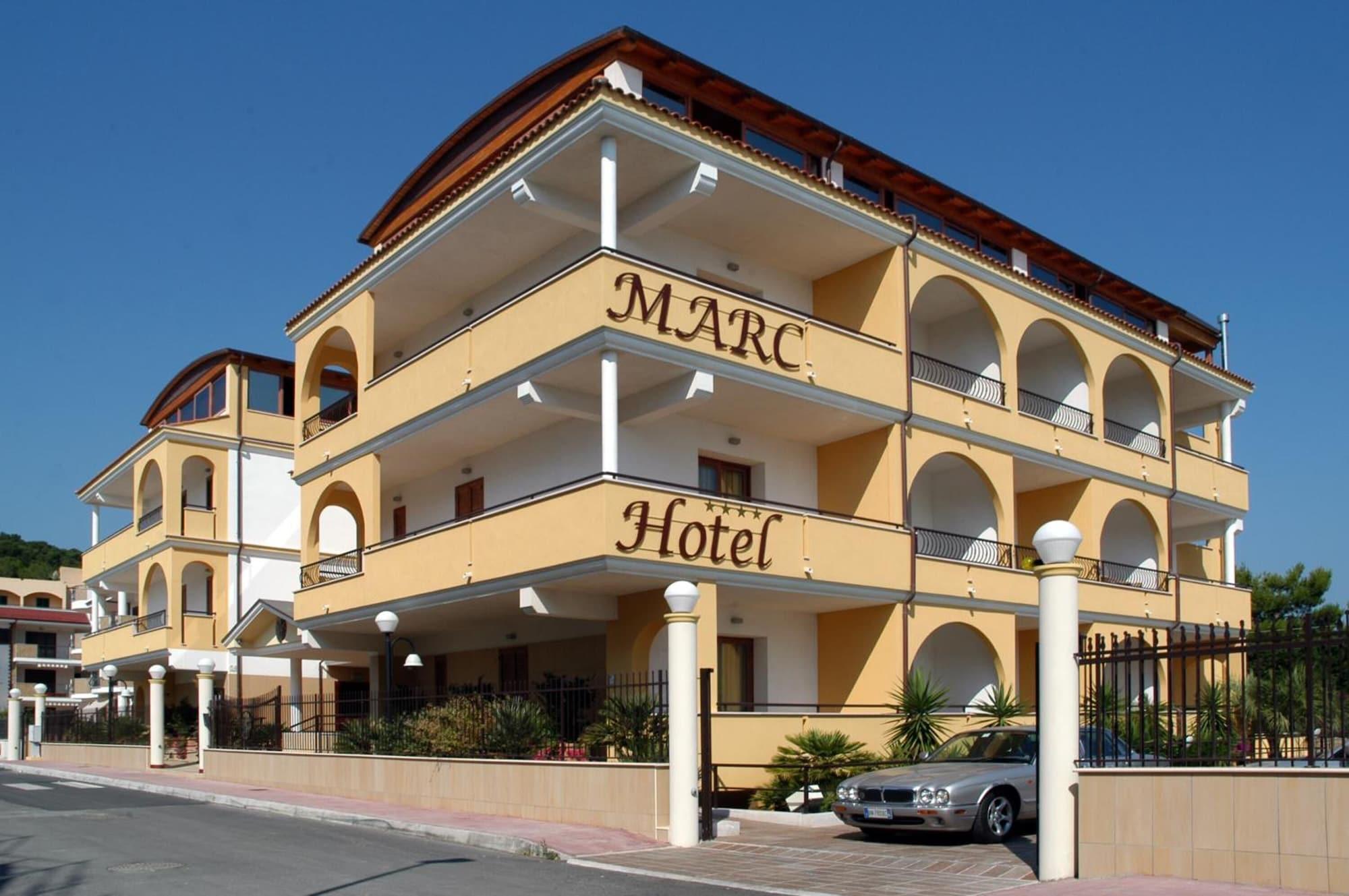 Marc Hotel 6/61