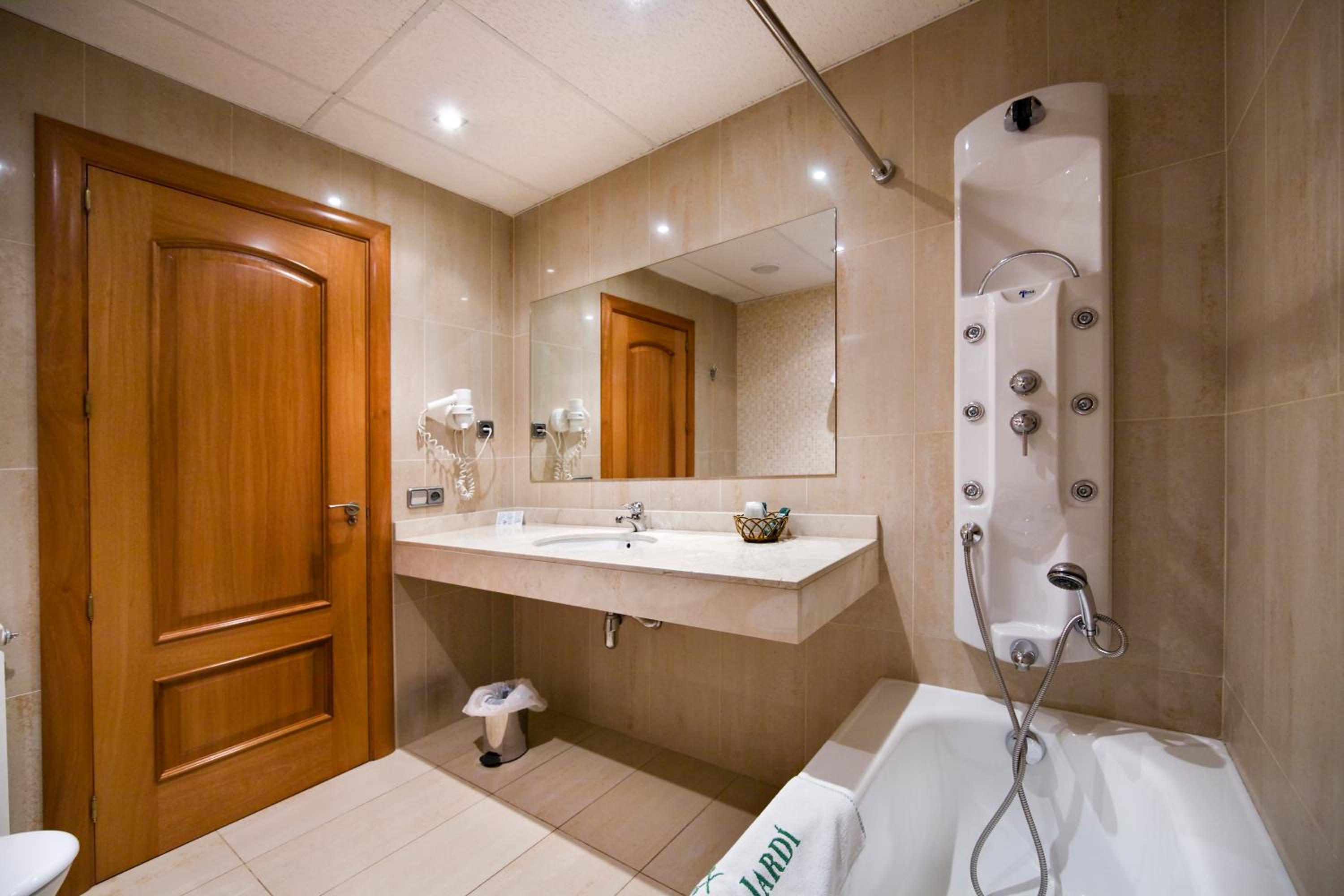 Jardi Apartaments 54/54