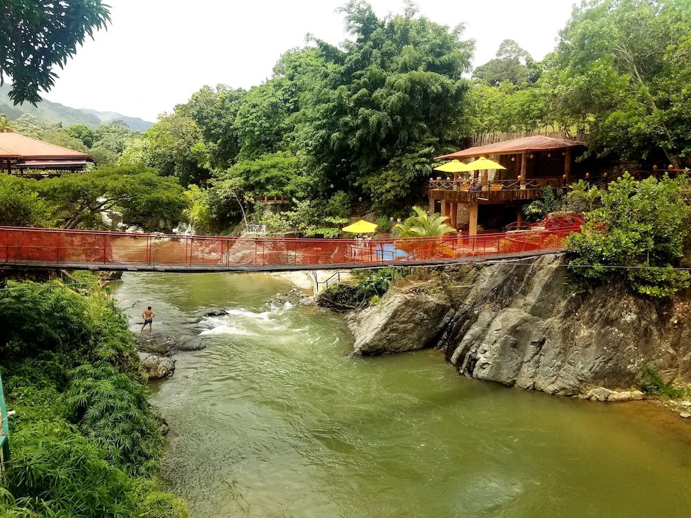 Jarabacoa River Club 10/57