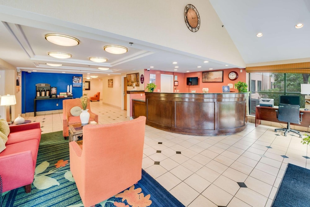 Motel6 Milford, CT 10/74