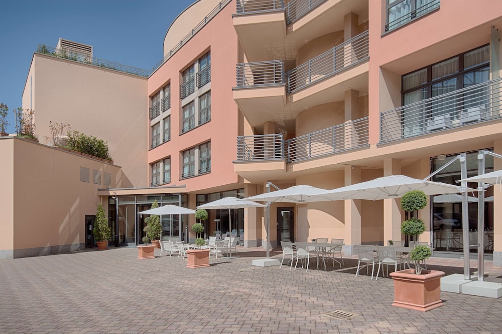 Hotel NH Lecco Pontevecchio 44/50