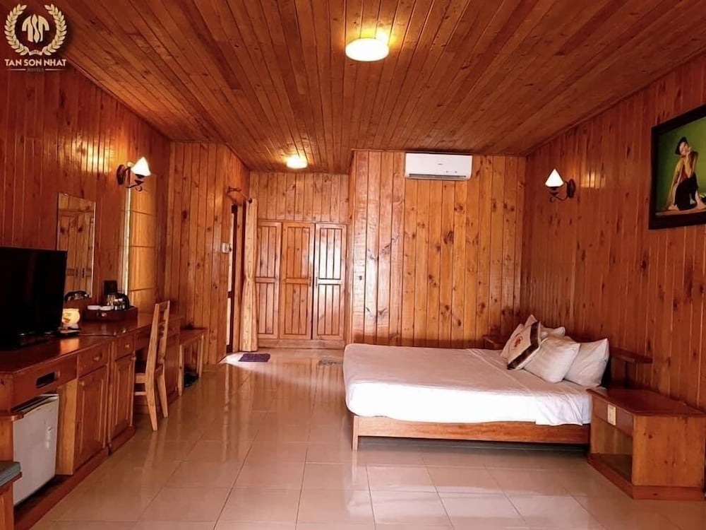 Tan Son Nhat Con Dao Resort 44/69