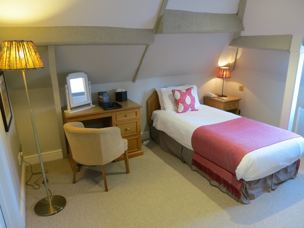 The Bell Inn New Forest 24/58