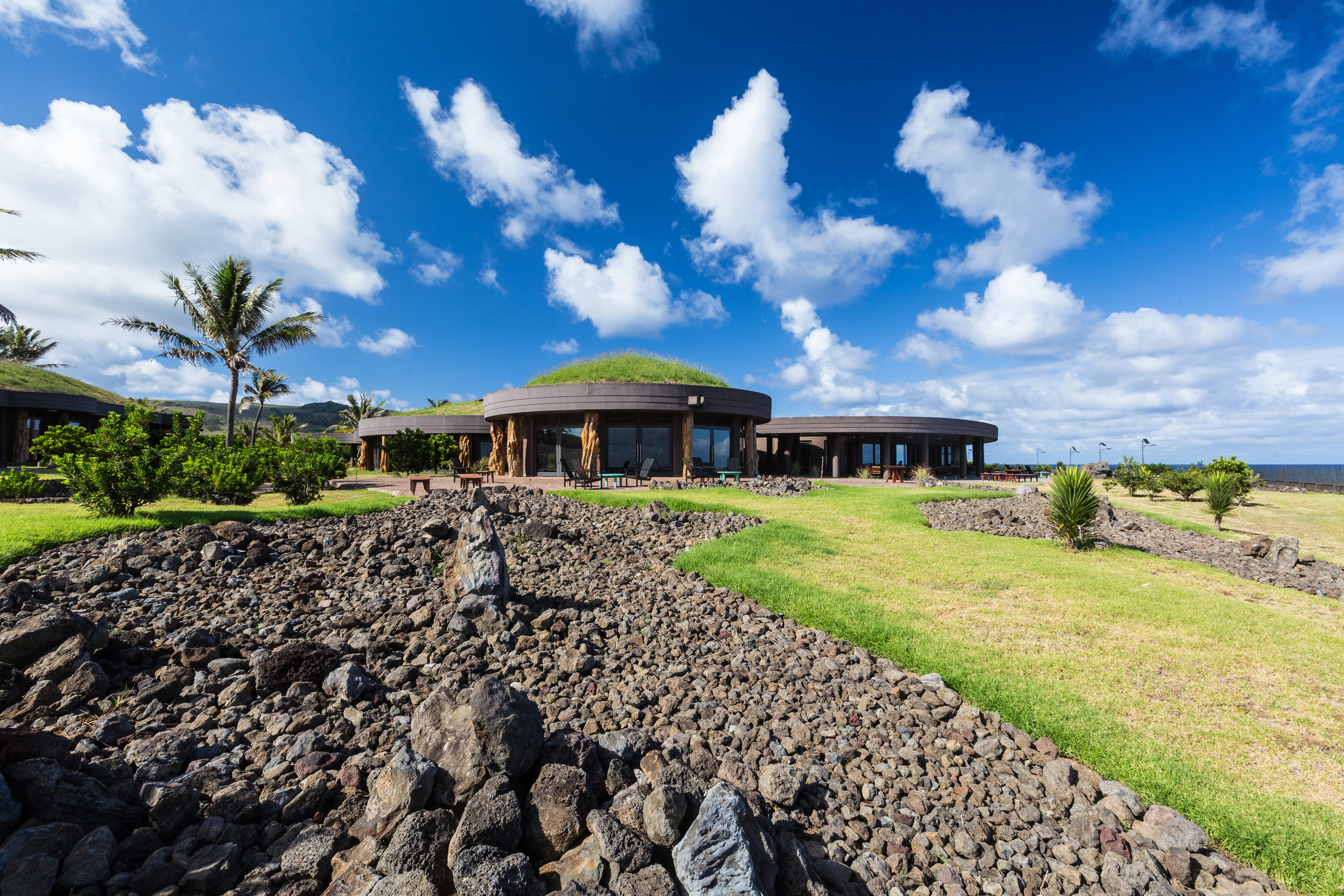Nayara Hangaroa 33/39