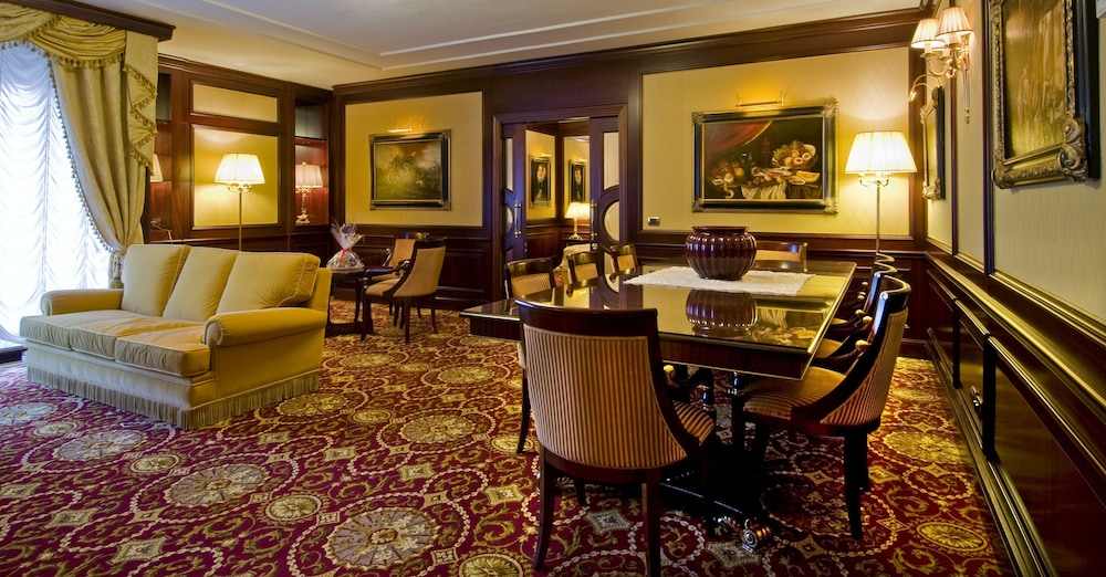 Grand Hotel Dino 16/35