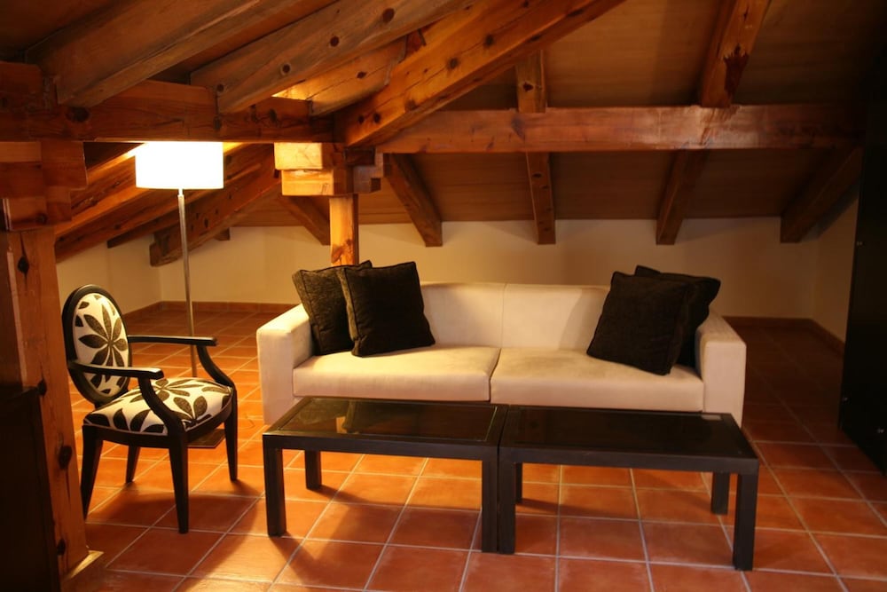 Hotel Convento del Giraldo 46/70