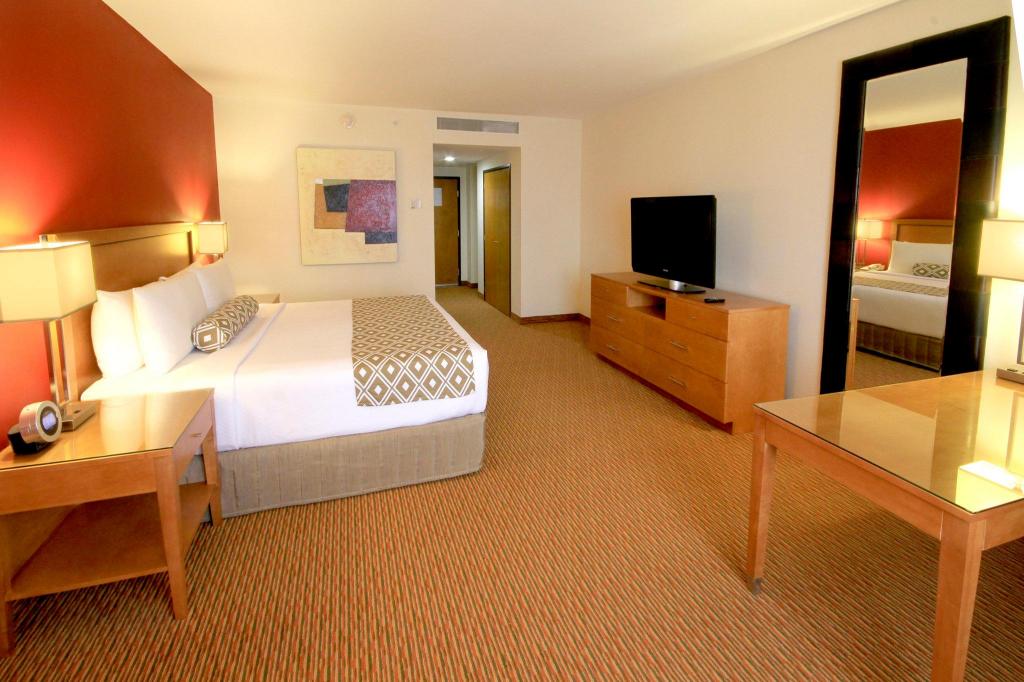 Junior Suite, King Bed
