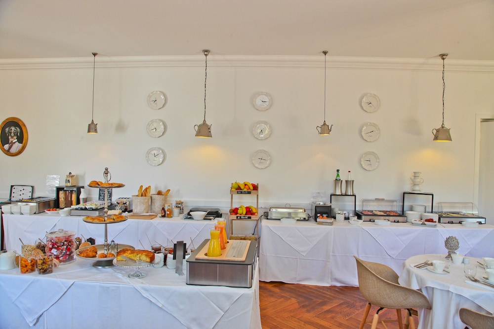 La Villa Cap D Antibes 64/77