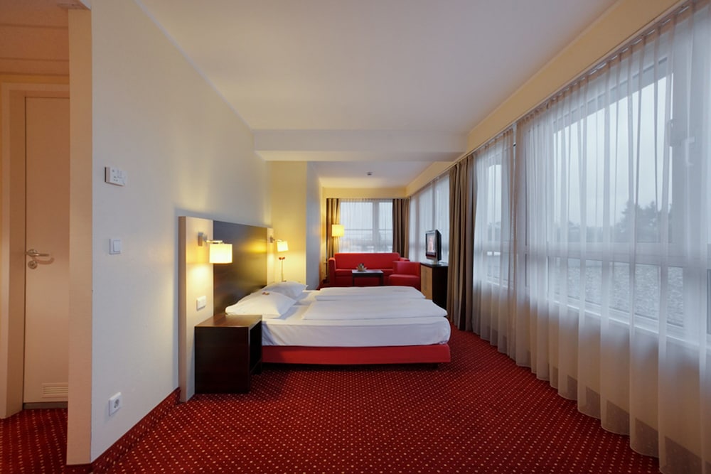 Premier Inn Berlin City Sud Hotel 11/50