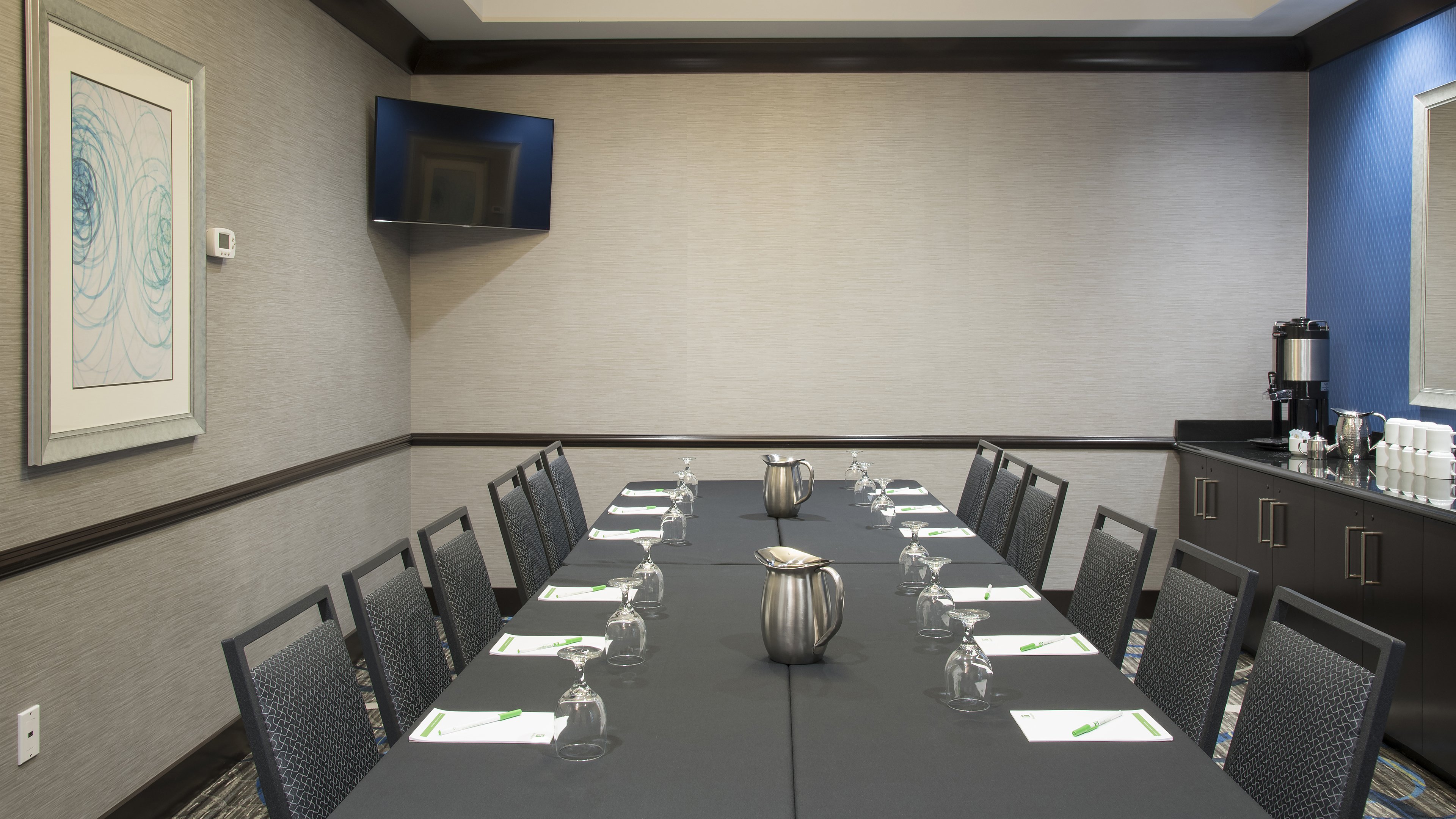 Holiday Inn Indianapolis Airport 60/66