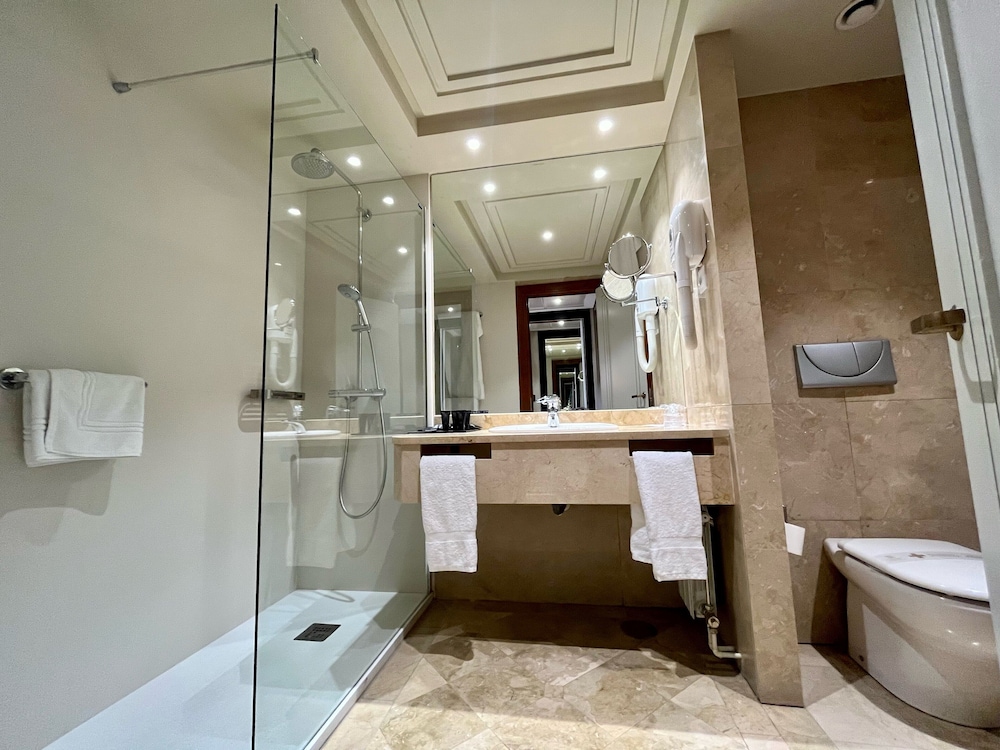 غرفة بإطلالة على البحر مفردة بسريرين منفصلين، Hotel Bahia 10/10