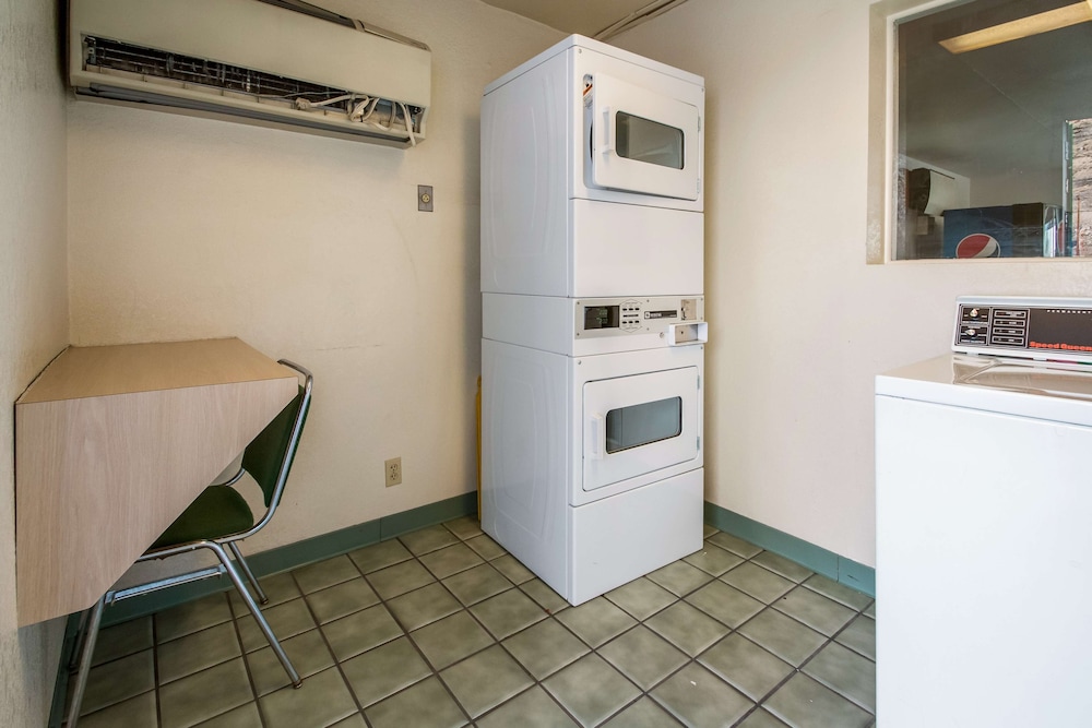 Motel6 Wendover, UT 32/45