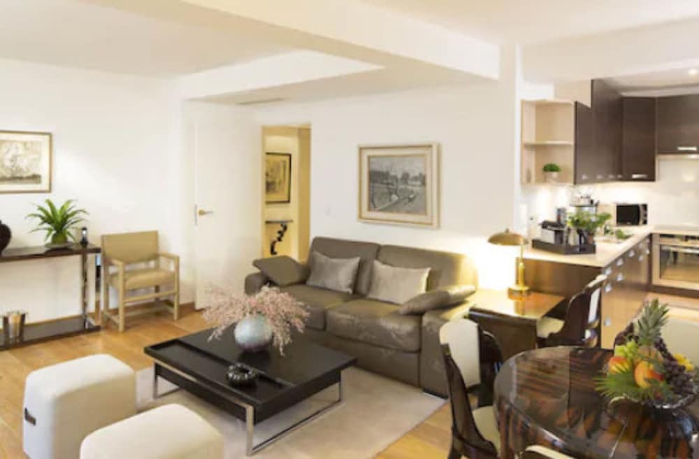 Montmartre Residence 40/74