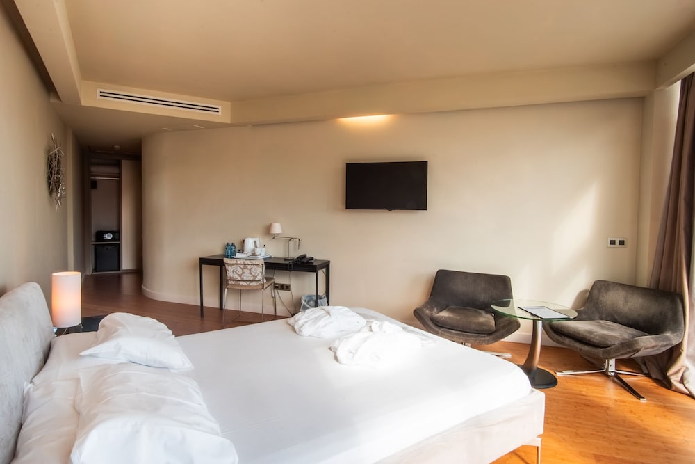 Ch Cabo de Gato Ex Valhalla Hotel and Spa 9/42