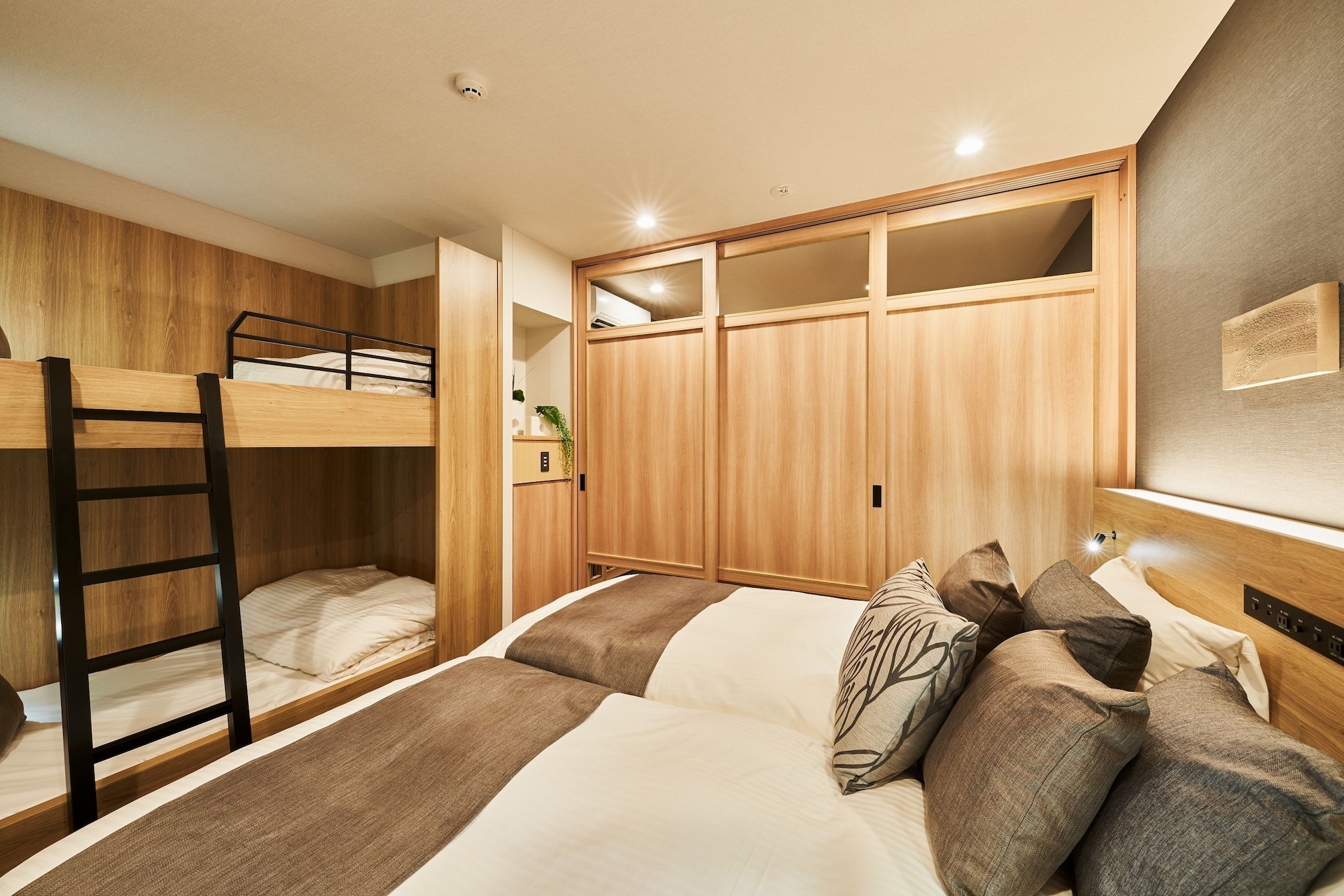 Family, Apartment, Twin Beds, Adult Only