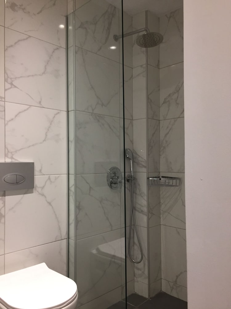 City Pearl Boutique Hotel 40/42