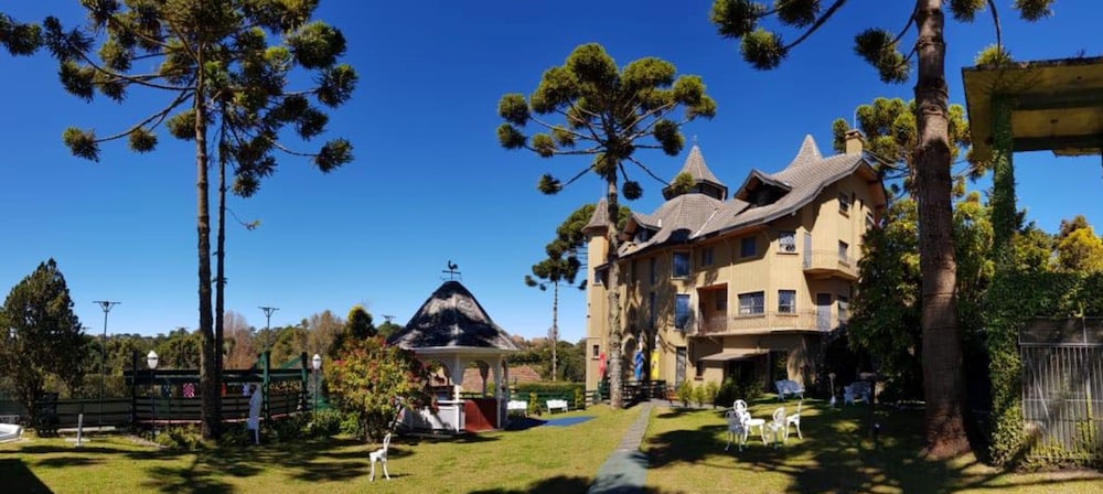 Castelo Nacional Inn Campos Do Jordao 41/50