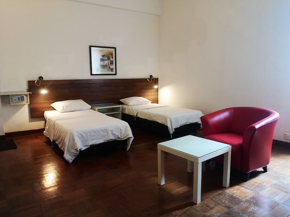 Oyo 161 Lodge Paradize Hotel 15/25