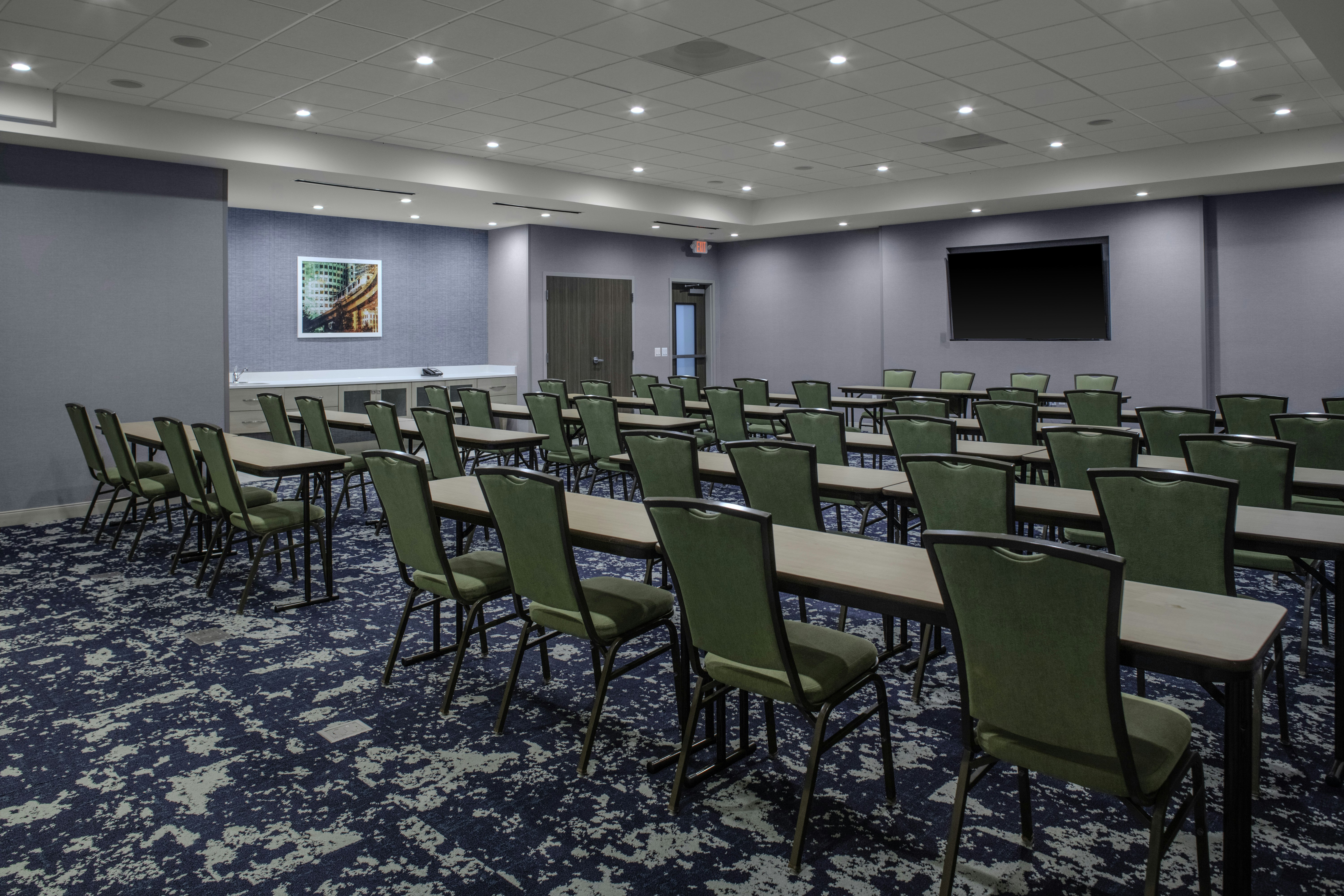 Home2 Suites by Hilton Northville Detroit 14/18
