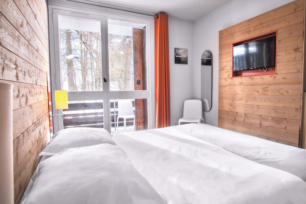 Classic, Apartment, 1 Double and 2 Bunk Beds, Balcony، Belambra Club Praz sur Arly - Megeve L Alisier - Winter & Summer 4/7