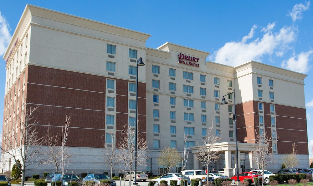 Drury Inn and Suites Columbus Grove City 1/50