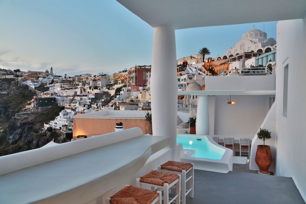 Trieris Villas And Suites 22/50