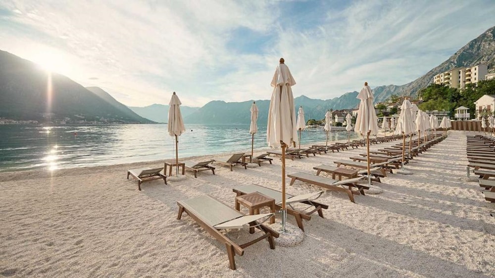 Huma Kotor Bay Hotel & Villas 69/79