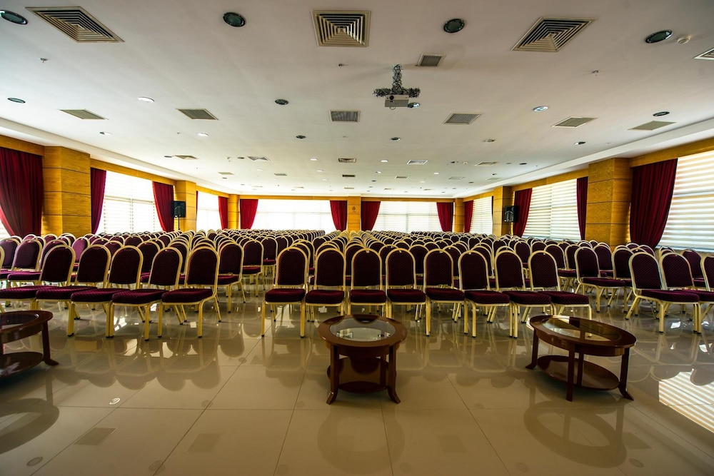 Ataol Can Termal Otel & Spa 36/48