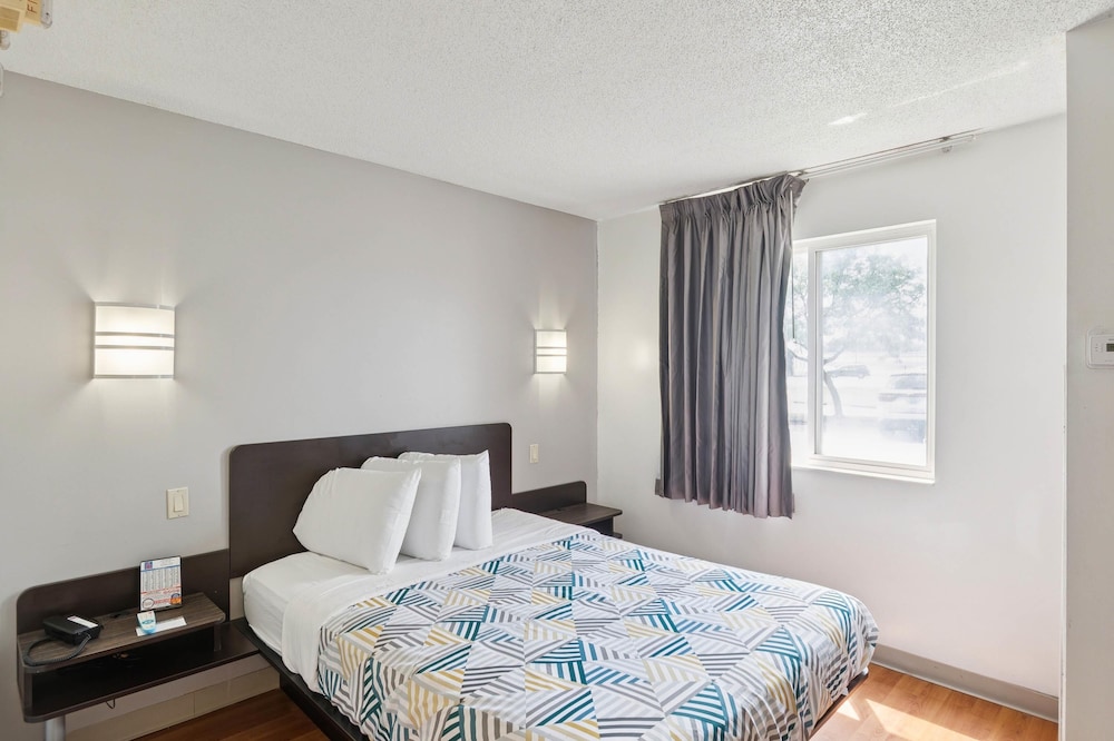 Motel6 Milan, OH - Sandusky 30/64