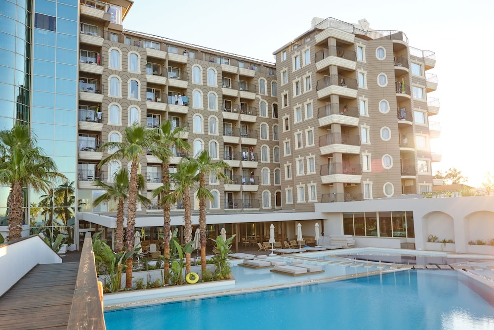 Laur Hotels Experience and Elegance 46/50