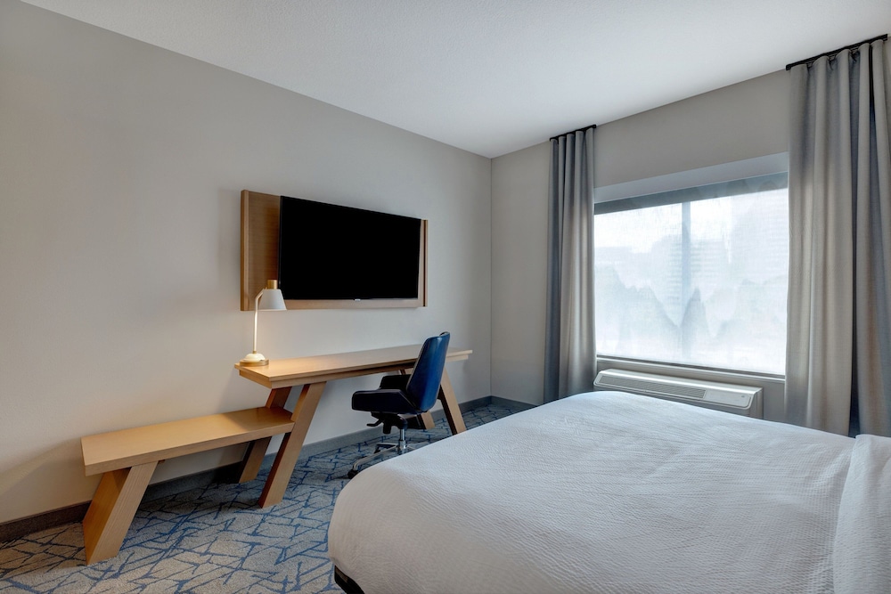 Fairfield Inn & Suites Minneapolis Downtown 23/28