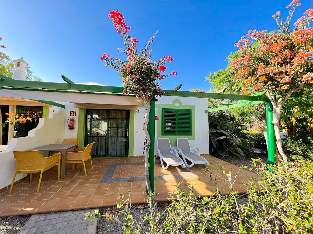 Cordial Sandy Golf Bungalows 9/49