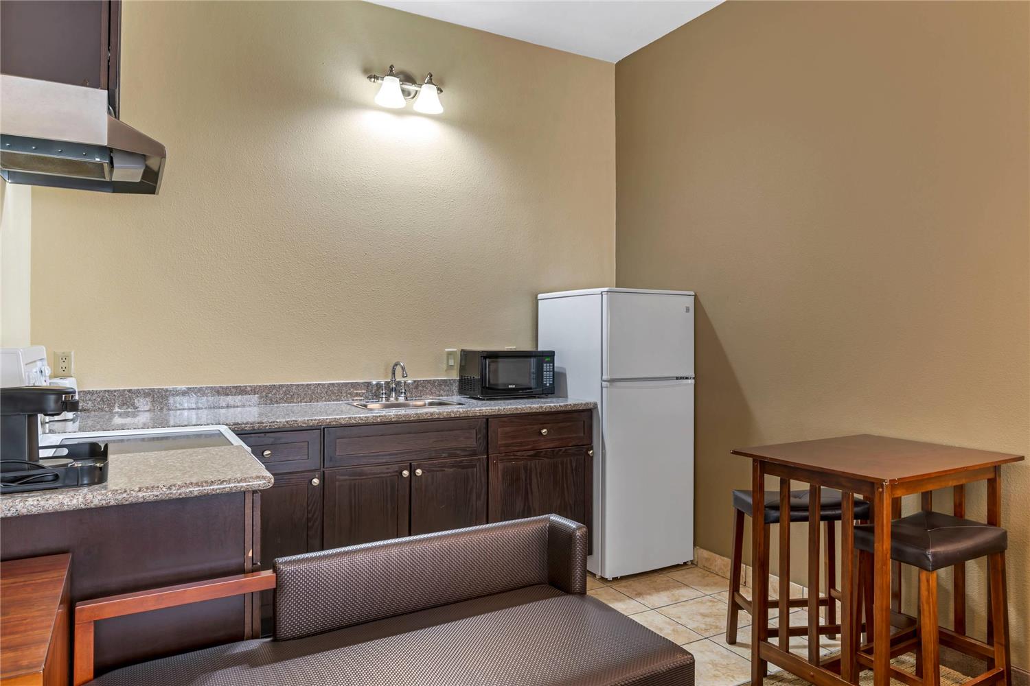 Comfort Suites Eugene University, OR 9/24