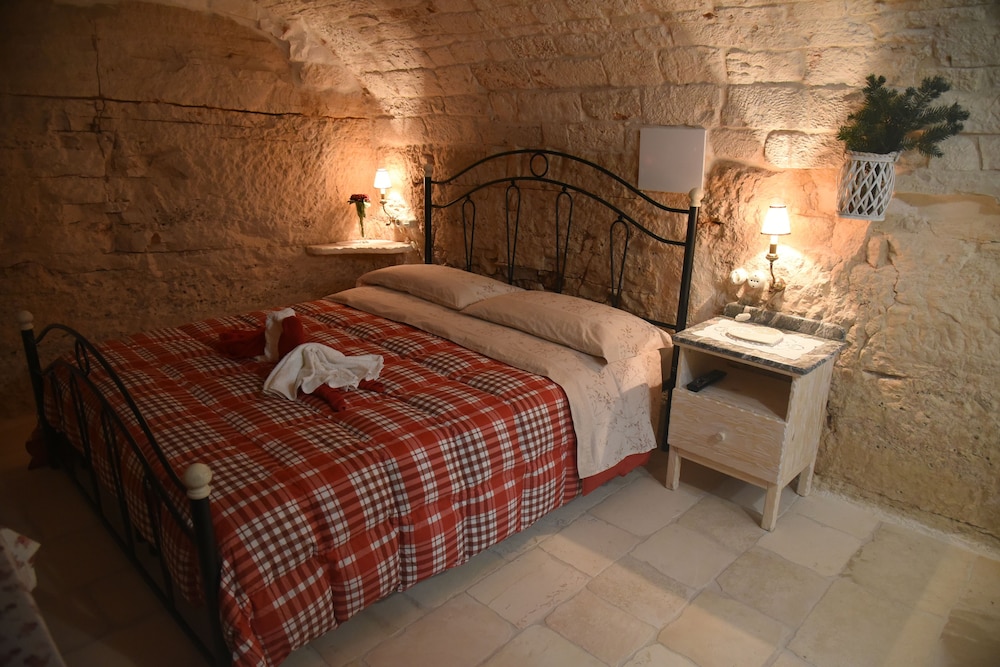 Trulli Occhi Di Pietra 8/49