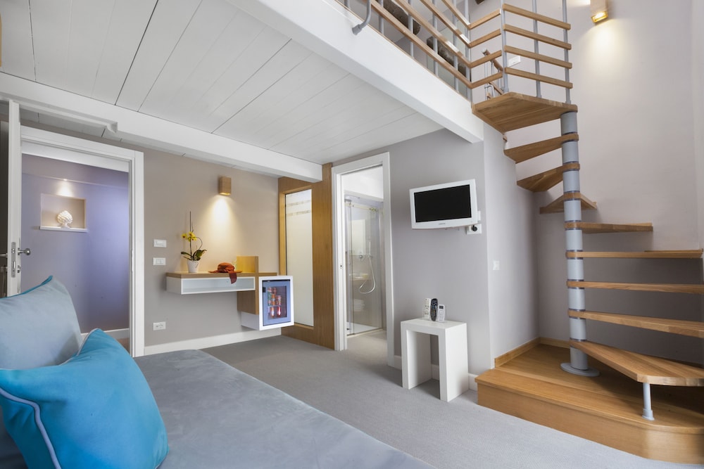 La Piazzetta Guest House 18/41