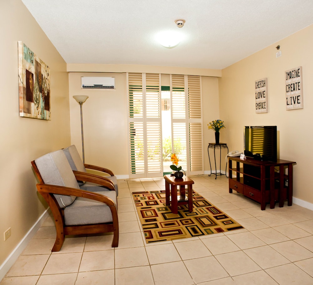 Garden Villa Hotel 31/60