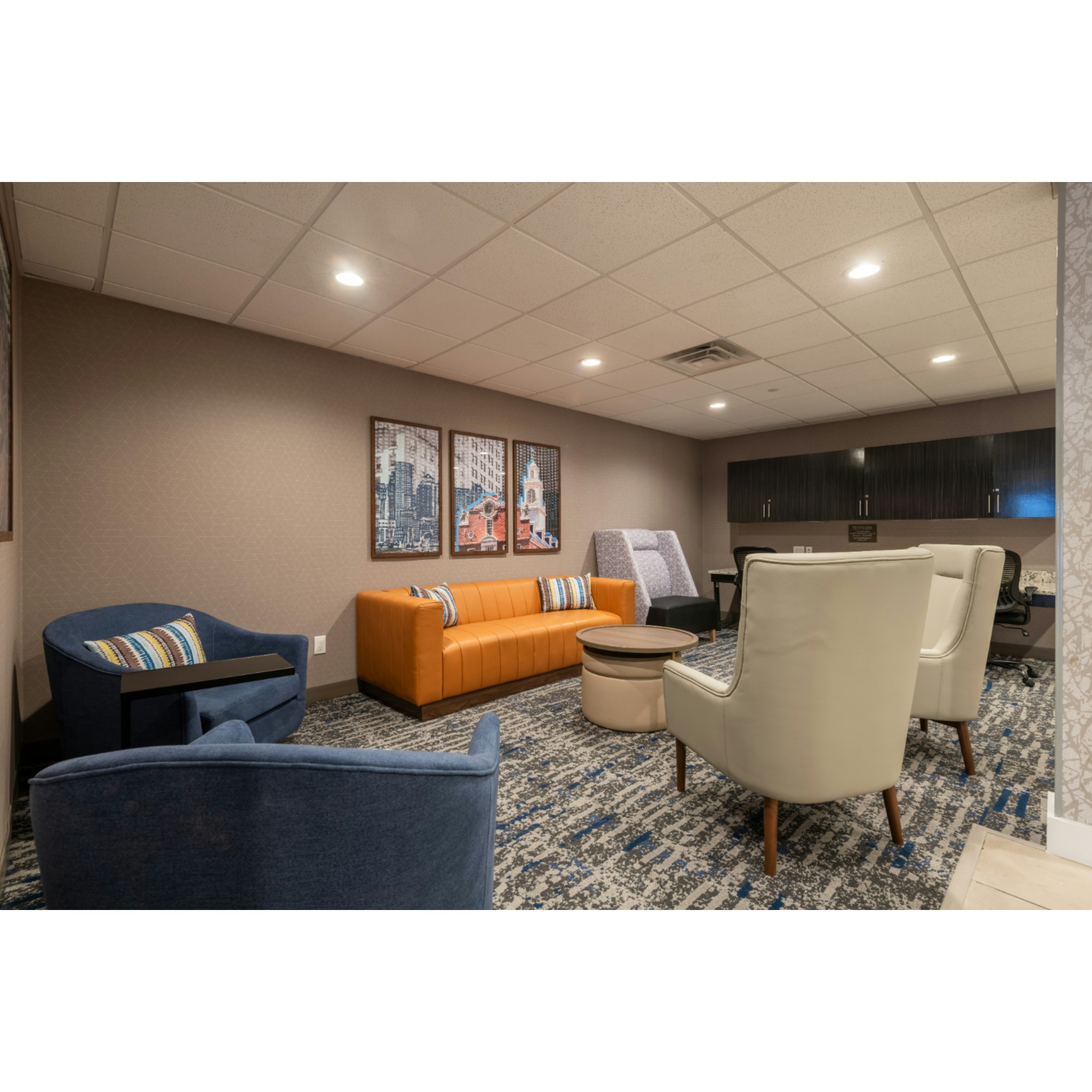 Hampton Inn Suites Boston Stoughton 37/41