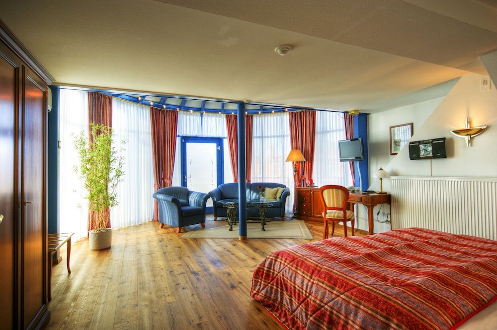 Kurparkhotel Warnemuende 40/49