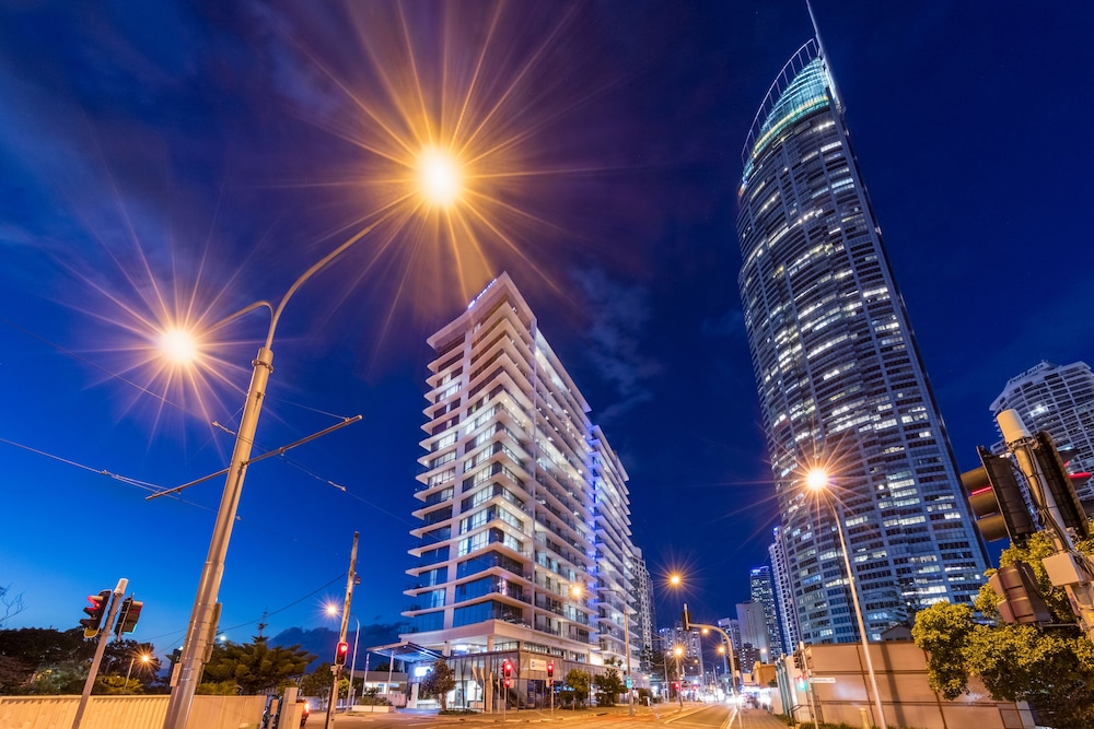 Wyndham Hotel Surfers Paradise 45/53