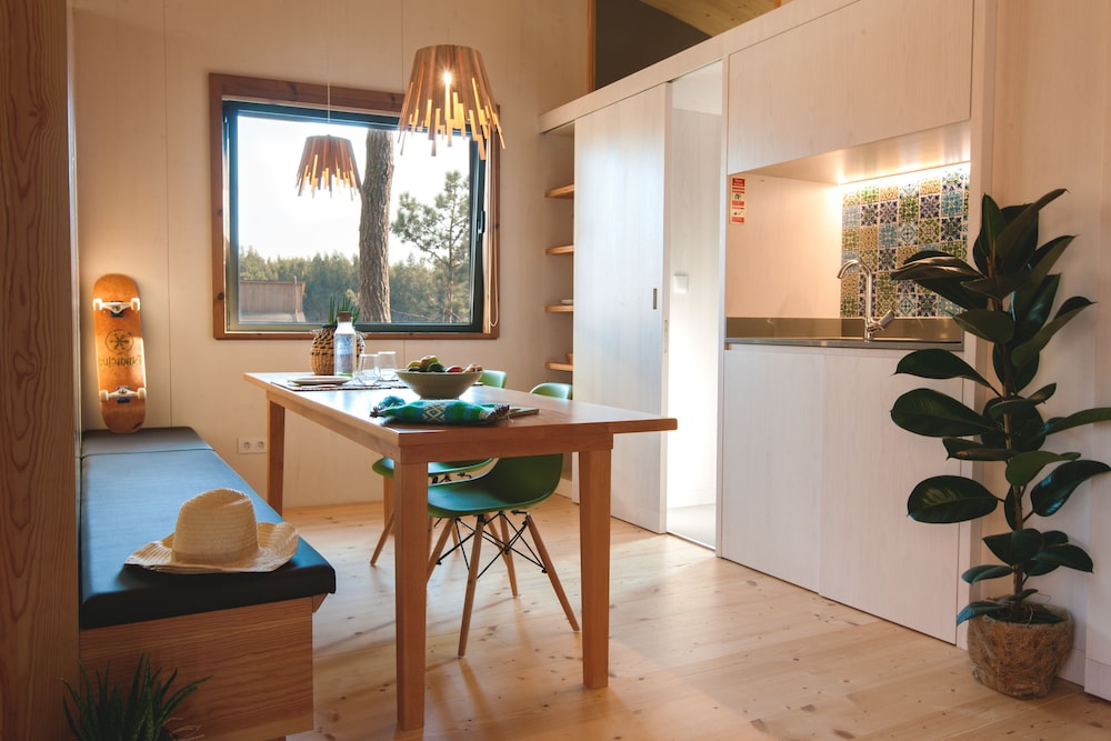 Bukubaki Eco Surf Resort 32/50