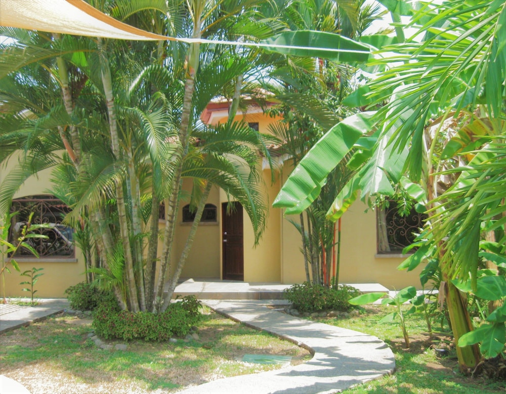 Las Brisas Resort and Villas 42/50