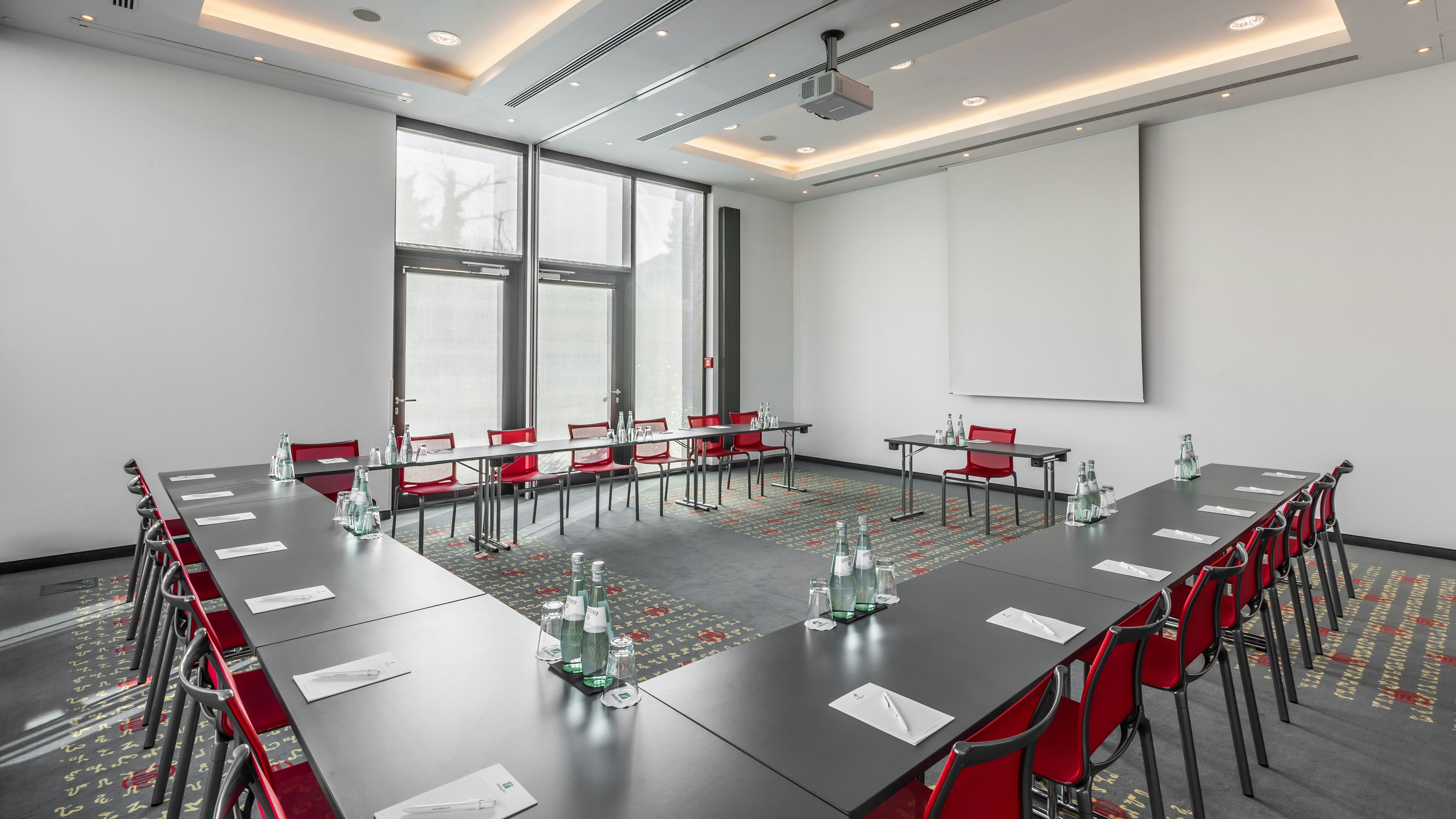 Holiday Inn Munich - Westpark 54/83