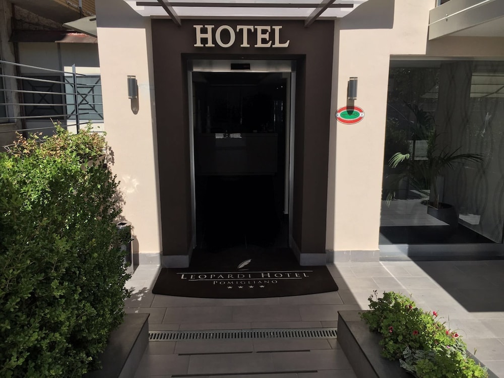 Hotel Leopardi 3/37